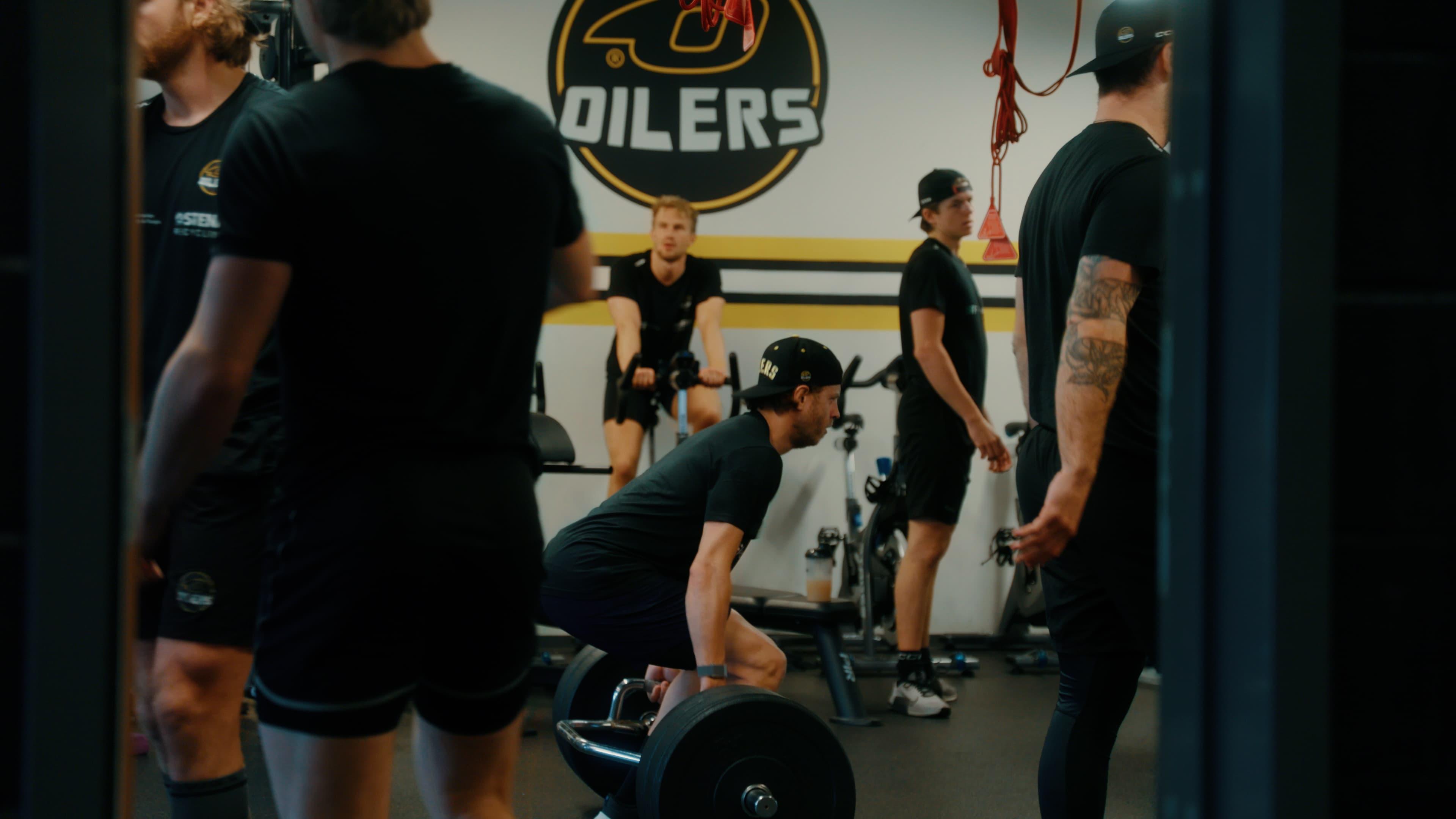 Spillere fra Stavanger Oilers løfter vekter